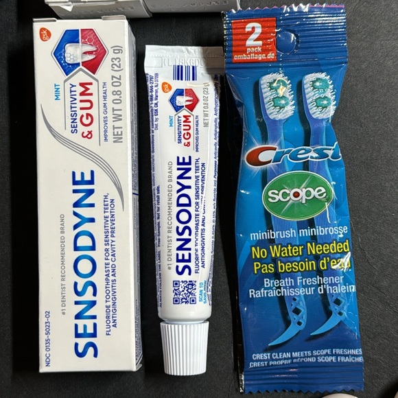 Colgate Nivea Vaseline Crest Sensodyne Darphin travel size - Picture 6 of 14